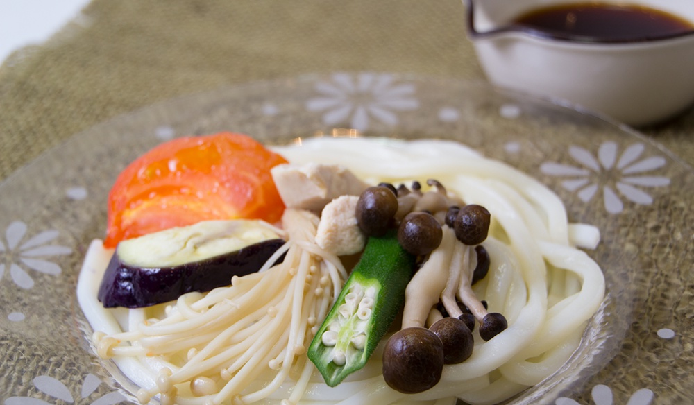 きのこと夏野菜の温野菜うどん